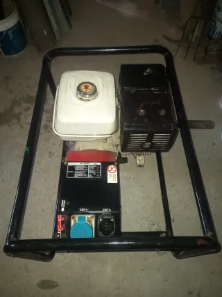 Generador Honda GX390