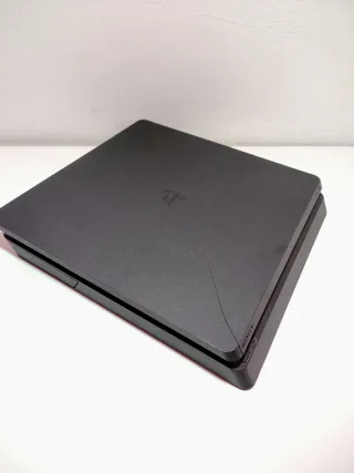 PS4 Slim Con Controller e DriveClub Gioco