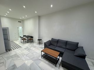 Piso en alquiler en Huerta de la Reina - Trassierra en Córdoba