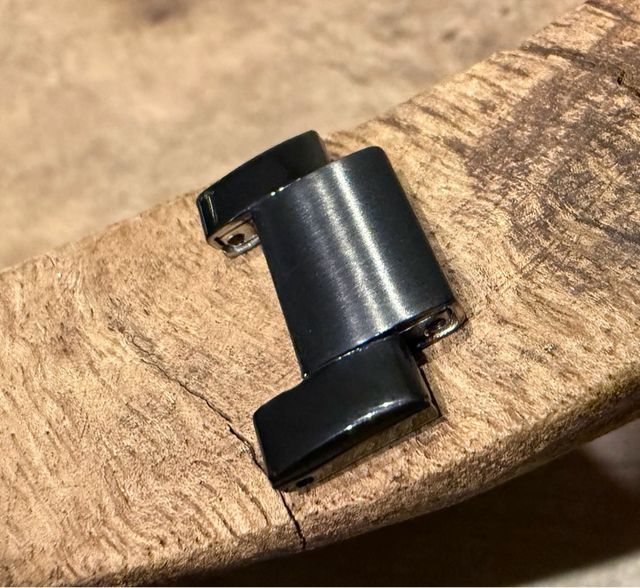 Armani Exchange eslabón