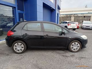 TOYOTA AURIS 1.4 D4D LUNA 5P