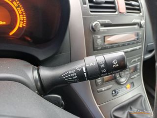 TOYOTA AURIS 1.4 D4D LUNA 5P