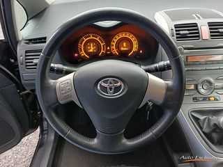 TOYOTA AURIS 1.4 D4D LUNA 5P