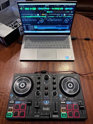 Mesa DJ Hercules DJControl Impulse 200 + USB music
