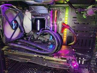 PC Gaming i7-7700K | GTX 1070 8GB | 16GB RAM RGB