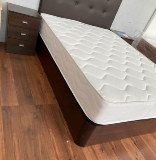 Canapé com colchão para separação de viscoelástica ou líquidos