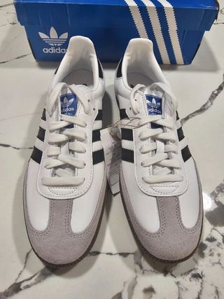 adidas Zapatillas Nuevo En Caja Unisex T.43 1/3