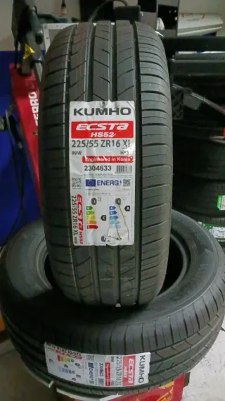 225/55 R16 99W KUMHO ECSTA HS52