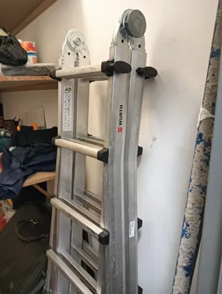 Escalera aluminio Wurth plegable