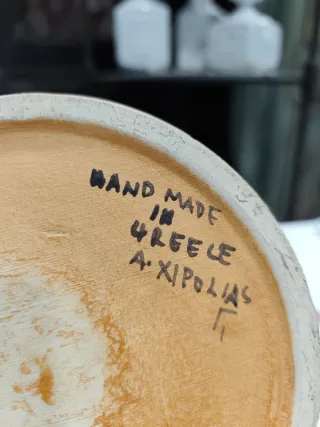 Jarrón cerámica griega antiguo. A. XIPOLIAS.