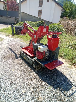 Minidumper Hinowa HP1150 con implementos