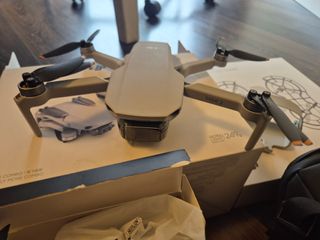 DJI Mini 2 Fly More Combo Drone