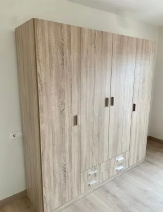 Armario 4 puertas nuevo a estrenar