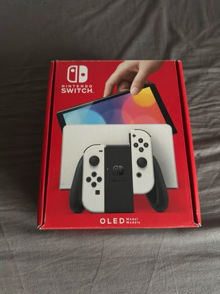 Nintendo Switch OLED Blanca + Cartucho Mágico