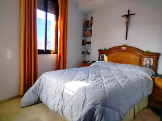 SE VENDE PISO . ZONA MIRAFLORES ,CÓRDOBA