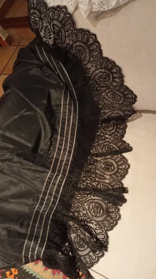 Falda antigua siglo XIX.