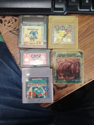 Juegos Game Boy: Pokémon, Monsters Inc, Urbz