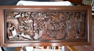 Cuadro tallado madera escena histórica