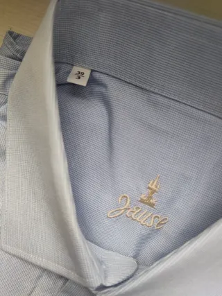 Camisa de vestir azul