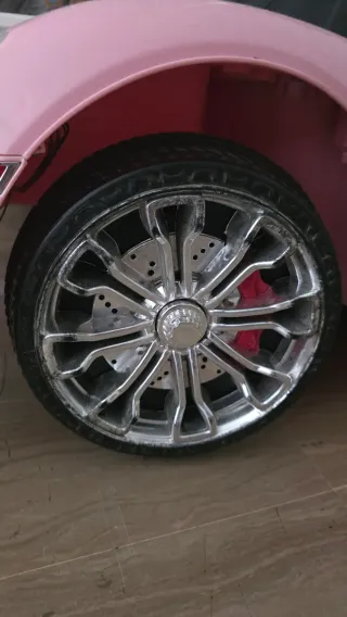 Coche eléctrico infantil rosa