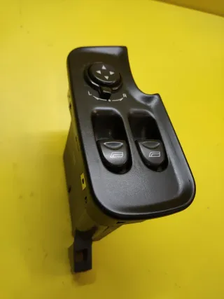 BOTONERA ELEVALUNAS ELECTRICOS ALFA 147