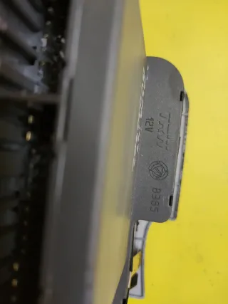 BOTONERA ELEVALUNAS ELECTRICOS ALFA 147