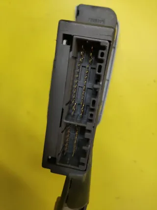 BOTONERA ELEVALUNAS ELECTRICOS ALFA 147