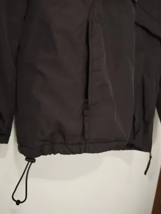 Chaqueta Anorak Pull&Bear Negra Talla M