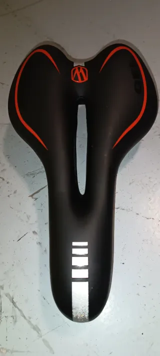 Sillín Bici Gel Negro/Rojo.