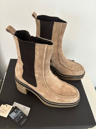 Botines Massimo Dutti Piel Serraje Tacón Crepe Tal