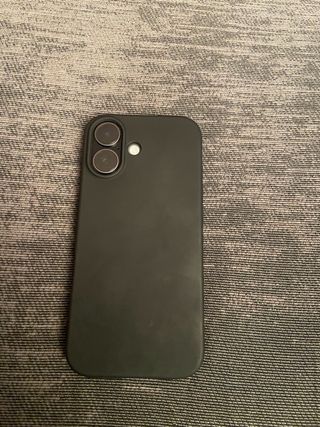 iPhone 17 Negro con un día de uso
