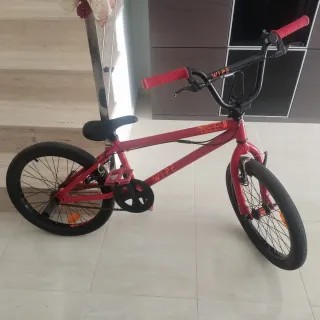 Bicicleta BMX Wipe Modelo 320