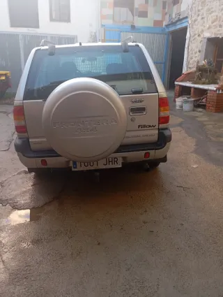 Opel Frontera 2000
