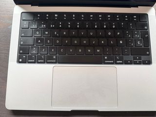MacBook Pro Apple Plata 14 pulgadas,con Chip M3Pro