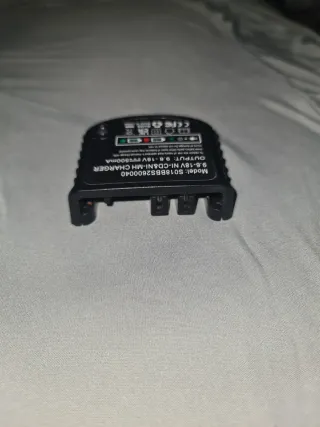 Cargador Baterías 9.6-18V Ni-Cd & Ni-MH