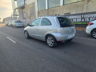 Opel Corsa 2007 1.2 i
