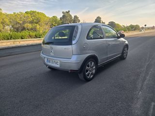 Opel Corsa 2007 1.2 i