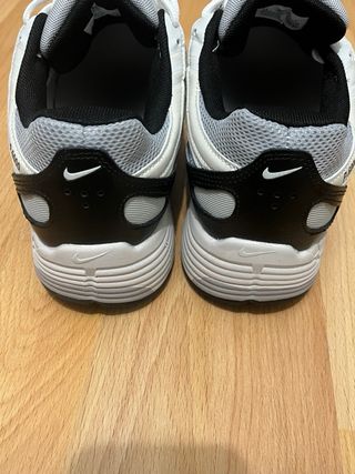 Nike P-6000 Gris y Blanco