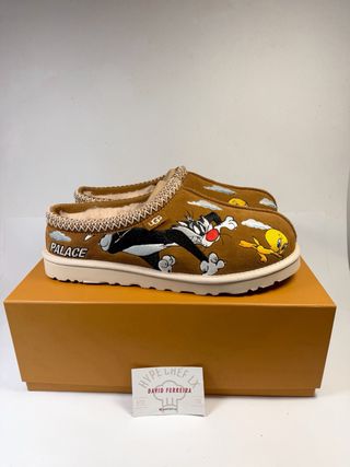 UGG Palace Looney Tunes Tasman Slipper Castanho 44