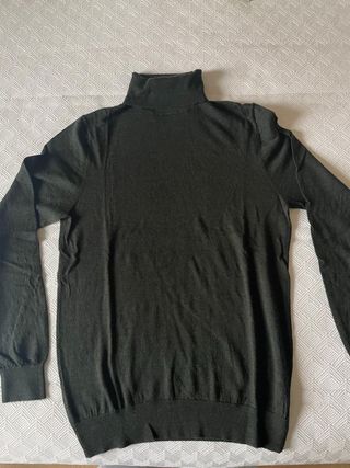 Abrigo Mango cuello alto talla L