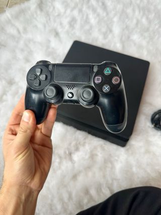 PS4 Playstation 4 Slim