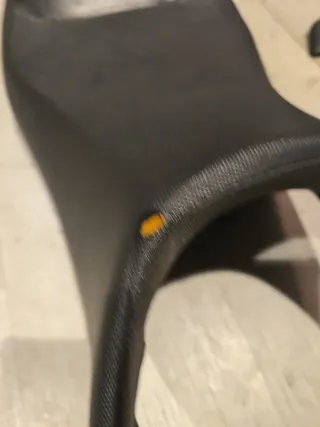 Asiento KEEWAY RKS 125 segunda mano