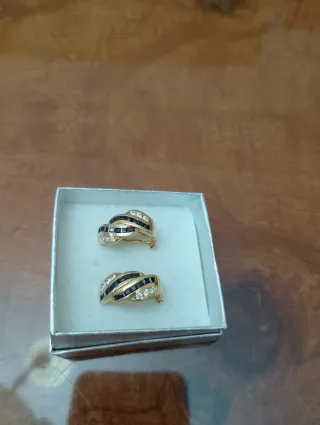 Pendientes Plata Ley 925 baño de Oro y Zafiros