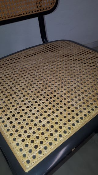 SILLA CESCA diseño Marcel Breuer. Rattan negra.