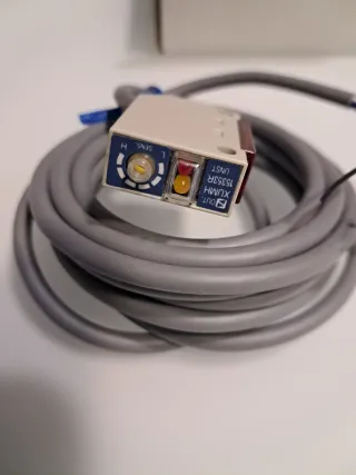 Sensor Fotoeléctrico Telemecanique XUM H15353R