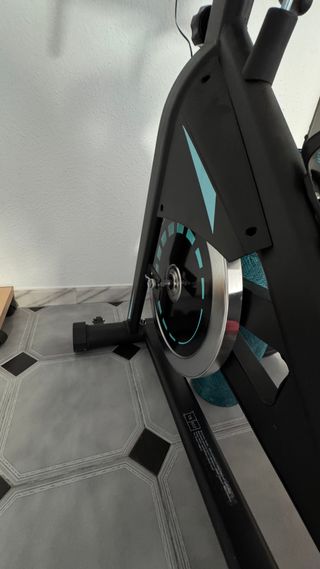 Bicicleta estática negra