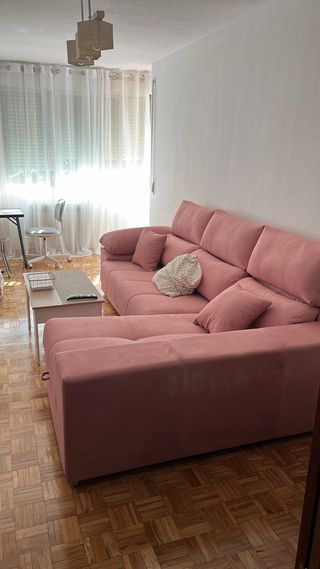 Sofá chaiselongue rosa