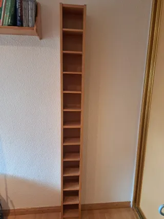 Estantería ikea gnedby para CDs