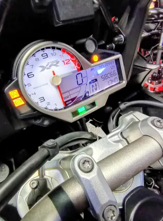 BMW S1000XR