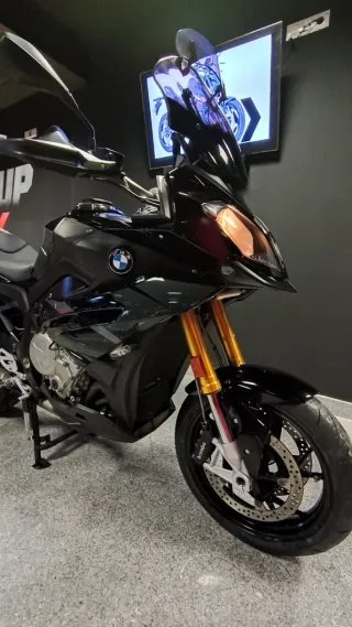 BMW S1000XR
